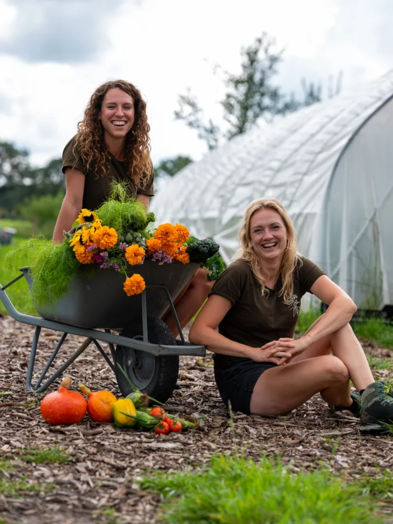 Happy Times Magazine - Tijd Voor Verandering 1
